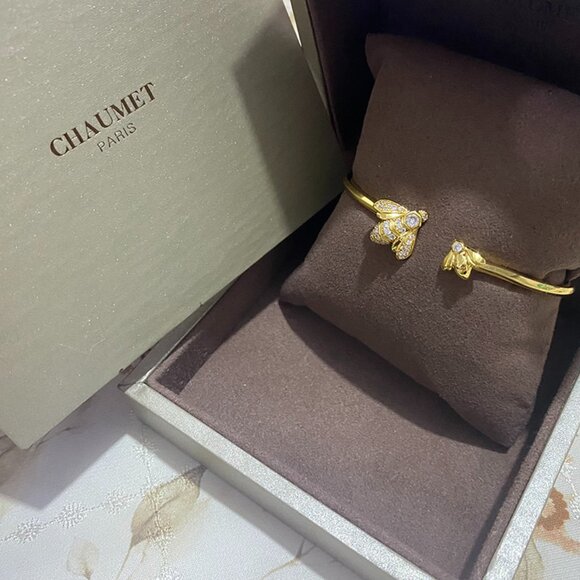 Chaumet Jewelry - Chaumet Pavé Diamond Open Bangle